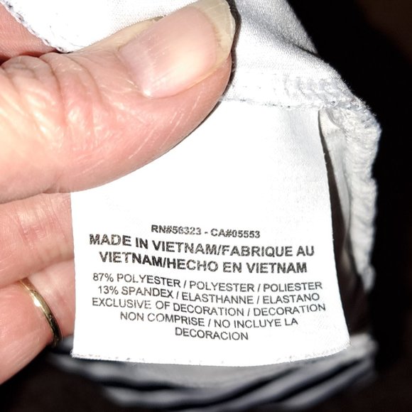 Nike Golf Dri fit Sleeve less Button Top size Large - Picture 6 of 6